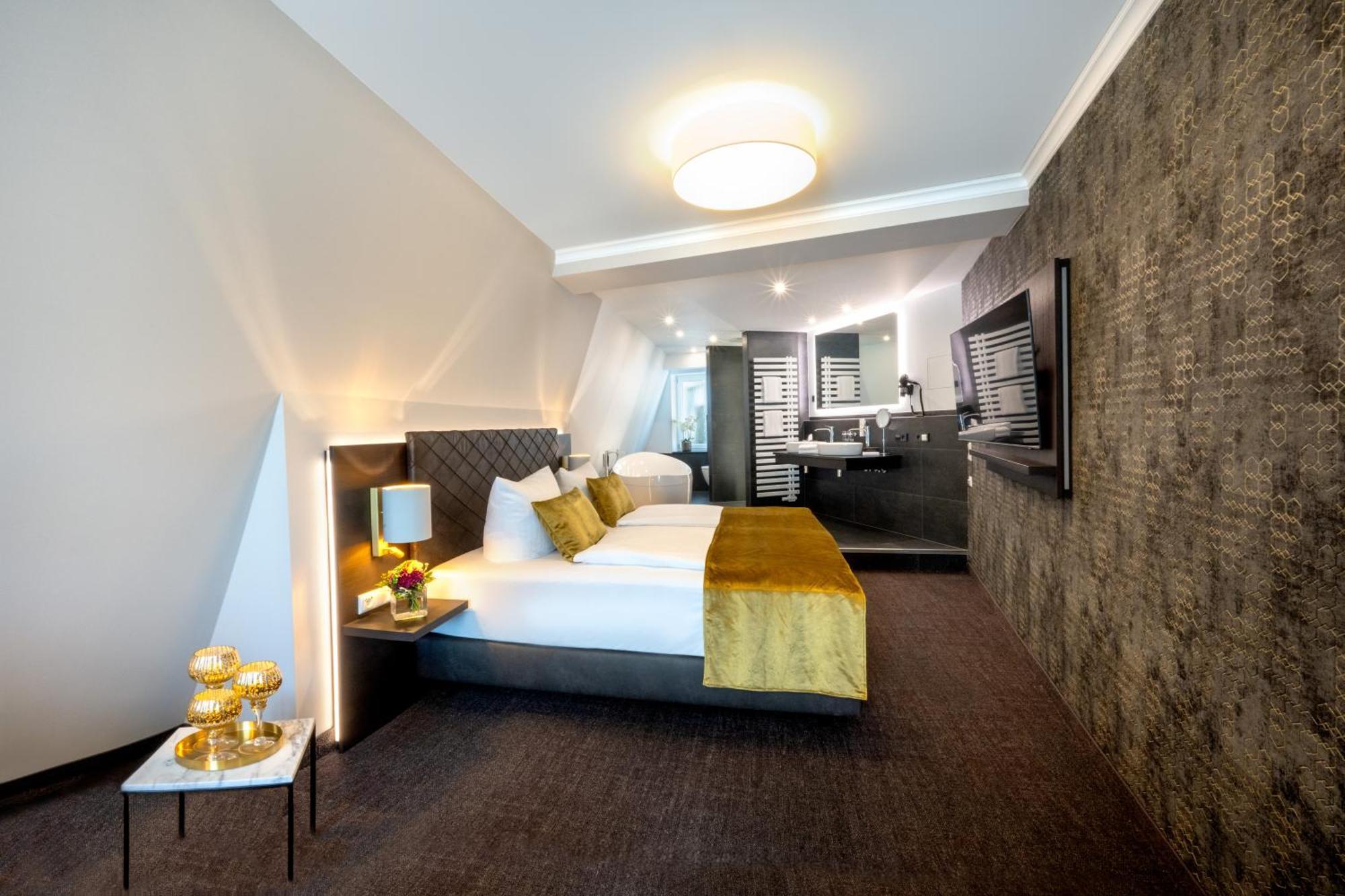 Hotel Schwarzer Baer