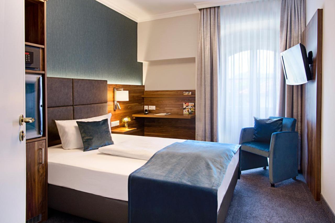 Schwarzer Baer 4* Jena
